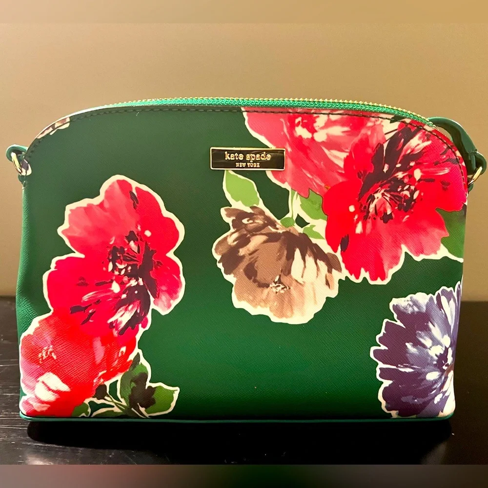 Kate Spade, small handbag. Kelly green and floral. Like new. - Picture 2 of 3